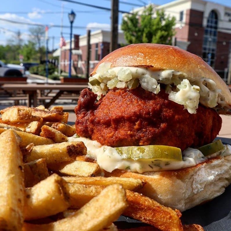 🔥🐔 THE FIREBIRD CHICKEN SANDWICH 🔥🐔