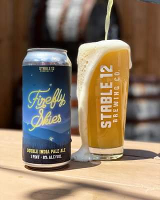 🌌 FIREFLY SKIES 🌌  Kickoff summer with this hazy DIPA that was brewed with Mosai