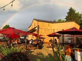 Good days in sight 🌈🌞 🐔 Tonight’s Wing Night! 🐔