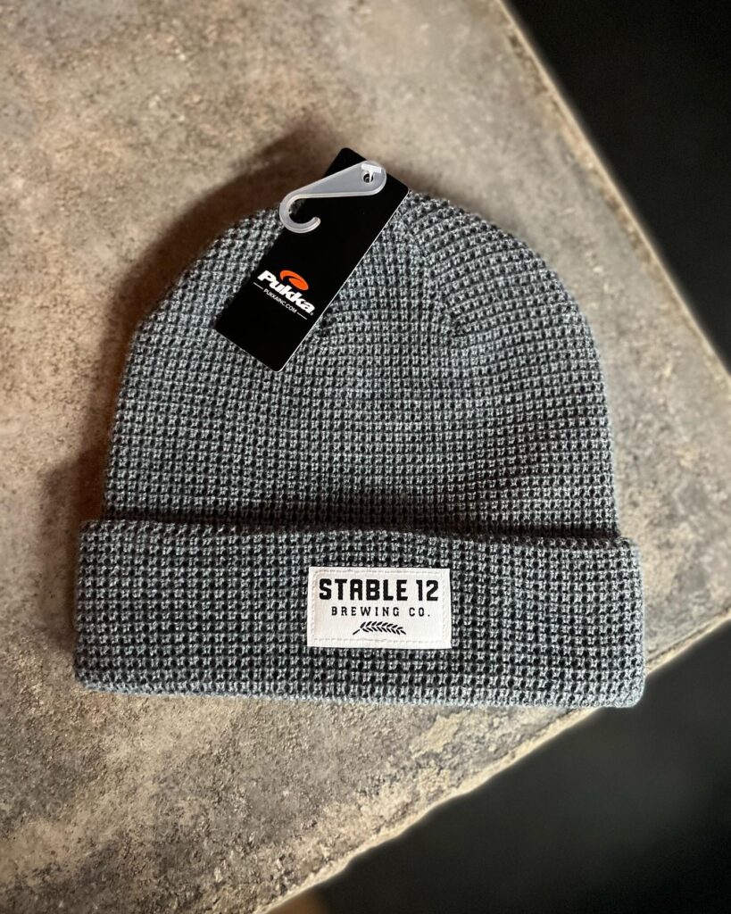 Need a last minute gift? 🎁🎄 Our new beanies just came in! Pair it with a 4 pack,